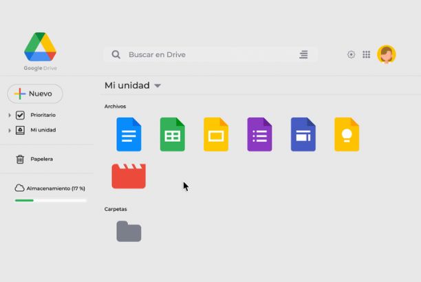 alt="Interfaz de Google Drive mostrando archivos de diferentes colores y tipos, con opciones de menú a la izquierda y barra de búsqueda superior."